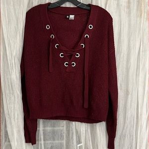⭐️ Divided lace-up v-neck ribbed oversized long sleeve maroon sweater women M